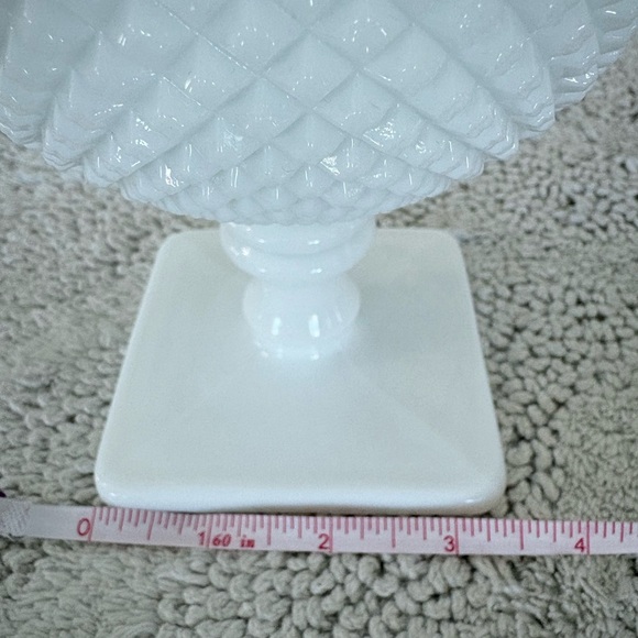 VINTAGE Milk Glass Ball Vase Westmoreland Ivy English Hobnail Pedestal NO FLAWS! - Picture 11 of 14
